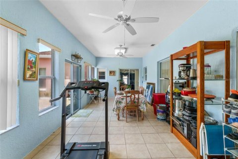 House in Kissimmee, Florida 3 bedrooms, 208.01 sq.m. № 2225409 - photo 23