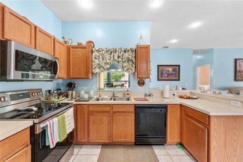 House in Kissimmee, Florida 3 bedrooms, 208.01 sq.m. № 2225409 - photo 16