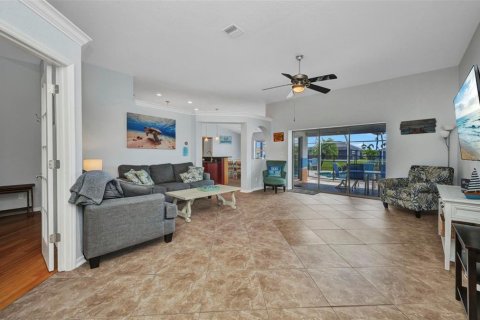 Villa ou maison à vendre à Port Charlotte, Floride: 3 chambres, 180.04 m2 № 2097549 - photo 12