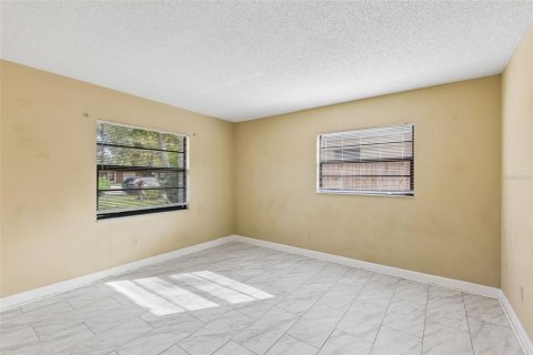 Villa ou maison à vendre à Apopka, Floride: 3 chambres, 141.03 m2 № 2425743 - photo 7