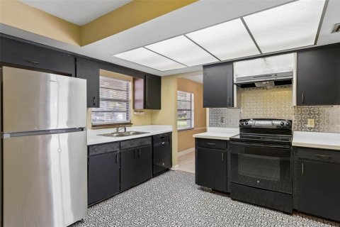 Villa ou maison à vendre à Apopka, Floride: 3 chambres, 141.03 m2 № 2425743 - photo 6