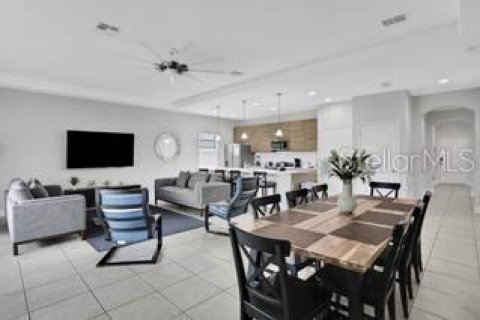 Villa ou maison à vendre à Haines City, Floride: 4 chambres, 174.19 m2 № 2108236 - photo 9