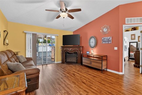 House in Lake Wales, Florida 3 bedrooms, 149.57 sq.m. № 2391538 - photo 28