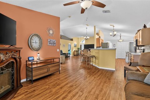 House in Lake Wales, Florida 3 bedrooms, 149.57 sq.m. № 2391538 - photo 27