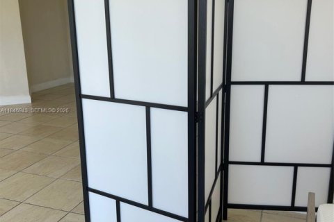 Снять в аренду кондоминиум в Авентура, Флорида 2 спальни, 118.08м2, № 1975847 - фото 22