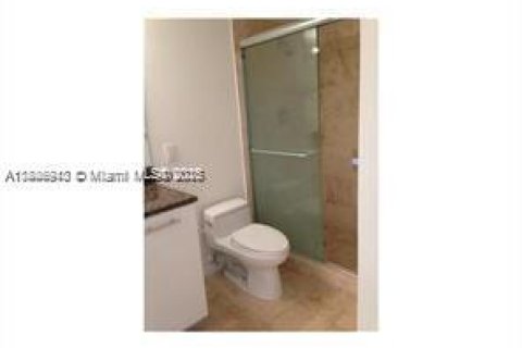 Condo in Aventura, Florida, 2 bedrooms  № 1975847 - photo 10