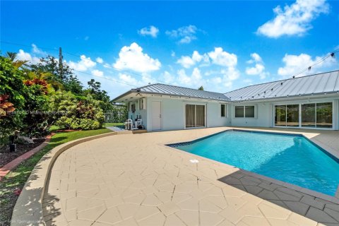 House in Cutler Bay, Florida 4 bedrooms, 276.94 sq.m. № 1736081 - photo 4