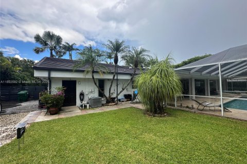 Villa ou maison à vendre à Palmetto Bay, Floride: 4 chambres, 197.88 m2 № 1955400 - photo 11