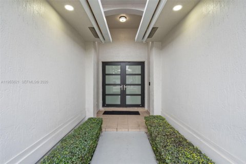 Купить виллу или дом в Хомстед, Флорида 4 спальни, 195.19м2, № 2026821 - фото 2