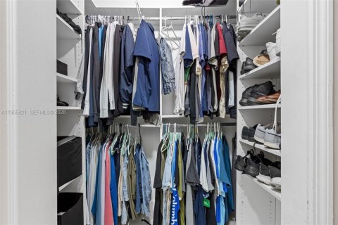 Купить виллу или дом в Хомстед, Флорида 4 спальни, 195.19м2, № 2026821 - фото 30