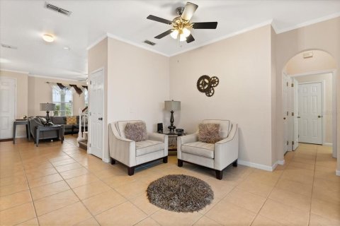 House in Kissimmee, Florida 6 bedrooms, 253.07 sq.m. № 1747357 - photo 6