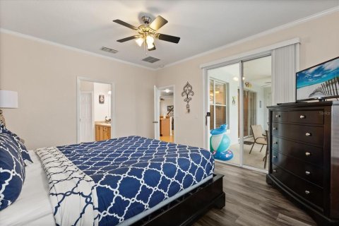 House in Kissimmee, Florida 6 bedrooms, 253.07 sq.m. № 1747357 - photo 14
