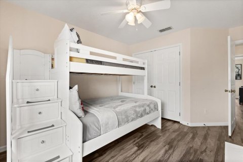 House in Kissimmee, Florida 6 bedrooms, 253.07 sq.m. № 1747357 - photo 30