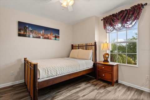 House in Kissimmee, Florida 6 bedrooms, 253.07 sq.m. № 1747357 - photo 26