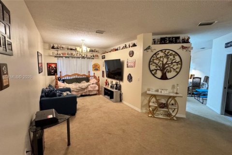 Condo in Homestead, Florida, 3 bedrooms № 2087178 - photo 11