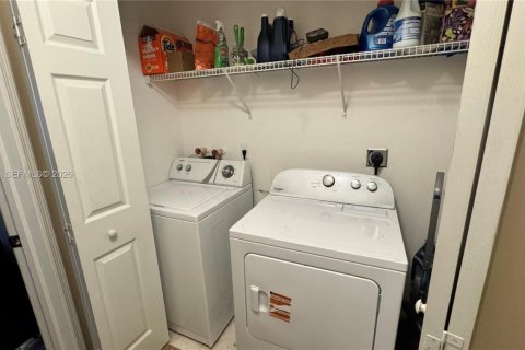 Condo in Homestead, Florida, 3 bedrooms № 2087178 - photo 20