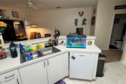 Condo in Homestead, Florida, 3 bedrooms № 2087178 - photo 6