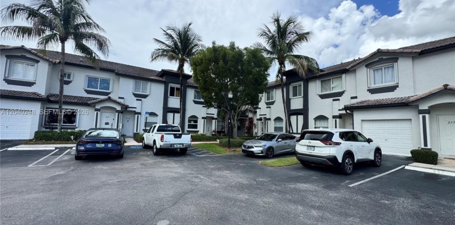 Condo in Homestead, Florida, 3 bedrooms № 2087178
