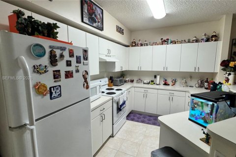 Condo in Homestead, Florida, 3 bedrooms № 2087178 - photo 5