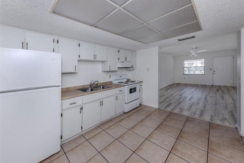 Apartment in Venice, Florida 2 bedrooms, 83.61 sq.m. № 2213568 - photo 13