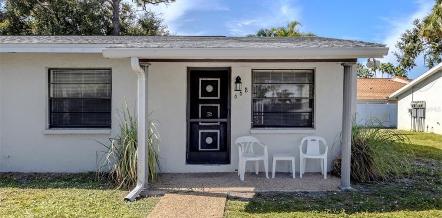 Apartment in Venice, Florida 2 bedrooms, 83.61 sq.m. № 2213568
