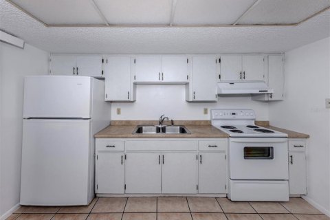 Apartment in Venice, Florida 2 bedrooms, 83.61 sq.m. № 2213568 - photo 12