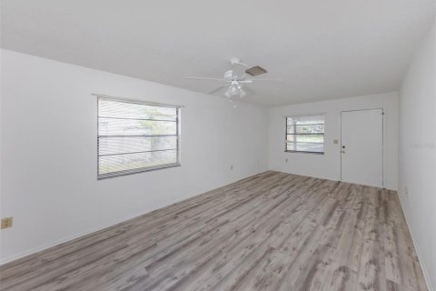 Apartment in Venice, Florida 2 bedrooms, 83.61 sq.m. № 2213568 - photo 4