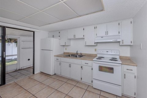 Apartment in Venice, Florida 2 bedrooms, 83.61 sq.m. № 2213568 - photo 10