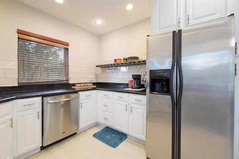 Villa ou maison à vendre à Pompano Beach, Floride: 3 chambres, 155.15 m2 № 2084873 - photo 6