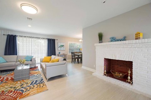 Villa ou maison à vendre à Pompano Beach, Floride: 3 chambres, 155.15 m2 № 2084873 - photo 4