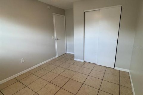 Appartement à louer à Zephyrhills, Floride: 2 chambres, 69.68 m2 № 2430681 - photo 15
