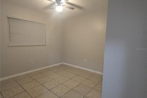 Appartement à louer à Zephyrhills, Floride: 2 chambres, 69.68 m2 № 2430681 - photo 17