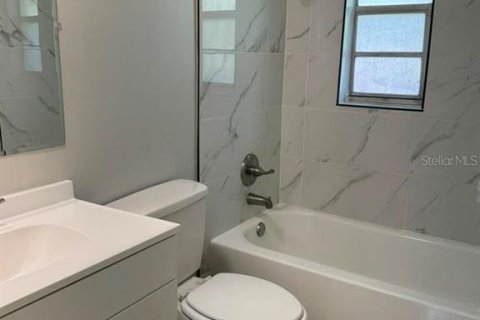 Appartement à louer à Zephyrhills, Floride: 2 chambres, 69.68 m2 № 2430681 - photo 22