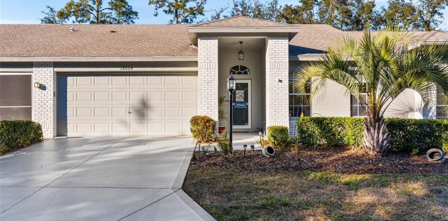 House in Hudson, Florida 2 bedrooms, 132.39 sq.m. № 1515095
