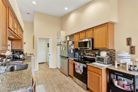 House in Hudson, Florida 2 bedrooms, 132.39 sq.m. № 1515095 - photo 13