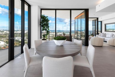 Condo in Miami Beach, Florida, 4 bedrooms № 2023446 - photo 22