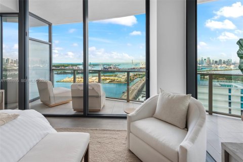 Condo in Miami Beach, Florida, 4 bedrooms № 2023446 - photo 26