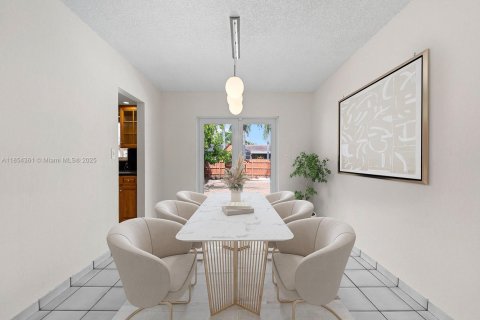 Casa en venta en Palmetto Bay, Florida, 4 dormitorios, 199.65 m2 № 1878738 - foto 10