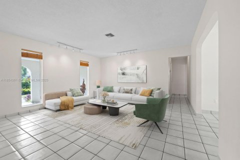 Casa en venta en Palmetto Bay, Florida, 4 dormitorios, 199.65 m2 № 1878738 - foto 8