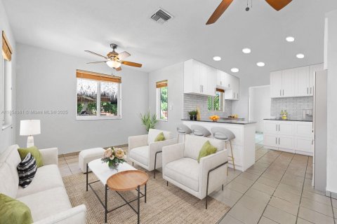 Casa en venta en Palmetto Bay, Florida, 4 dormitorios, 199.65 m2 № 1878738 - foto 19