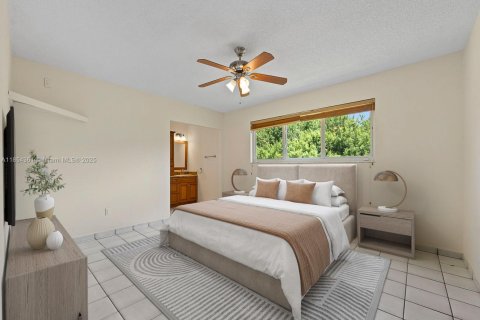 Casa en venta en Palmetto Bay, Florida, 4 dormitorios, 199.65 m2 № 1878738 - foto 27