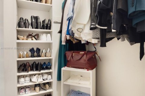 Condominio en venta en Miami Beach, Florida, 2 dormitorios, 132.85 m2 № 1992992 - foto 18