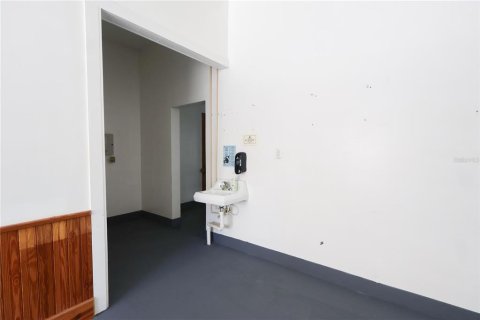 Propiedad comercial en venta en Ocala, Florida, 215.53 m2 № 1720821 - foto 12