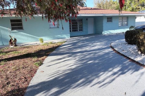 House in Sarasota, Florida 3 bedrooms, 156.17 sq.m. № 2098126 - photo 3