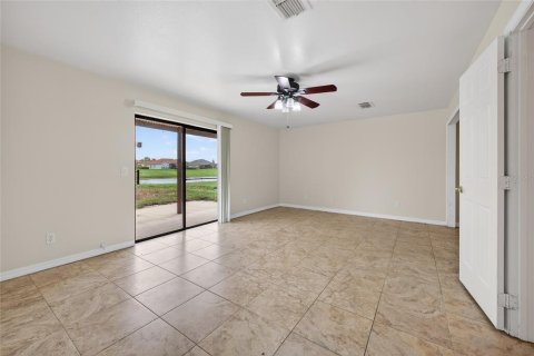 Casa en venta en Poinciana, Florida, 5 dormitorios, 325.34 m2 № 2218429 - foto 21
