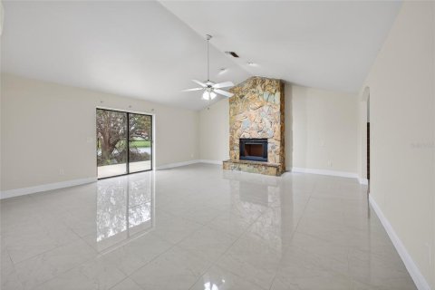 Casa en venta en Poinciana, Florida, 5 dormitorios, 325.34 m2 № 2218429 - foto 19