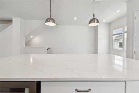 Townhouse in Sarasota, Florida 3 bedrooms, 216.65 sq.m. № 1675928 - photo 16