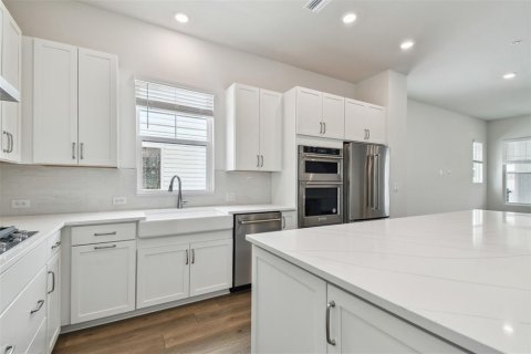 Townhouse in Sarasota, Florida 3 bedrooms, 216.65 sq.m. № 1675928 - photo 15