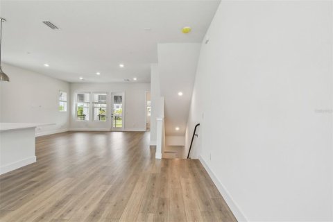 Townhouse in Sarasota, Florida 3 bedrooms, 216.65 sq.m. № 1675928 - photo 20