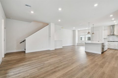 Townhouse in Sarasota, Florida 3 bedrooms, 216.65 sq.m. № 1675928 - photo 26
